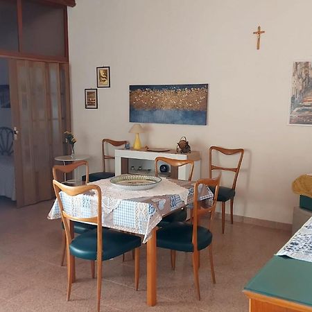 Villa Casa Fronte Mare Puro Relax à Cava dʼAliga Extérieur photo