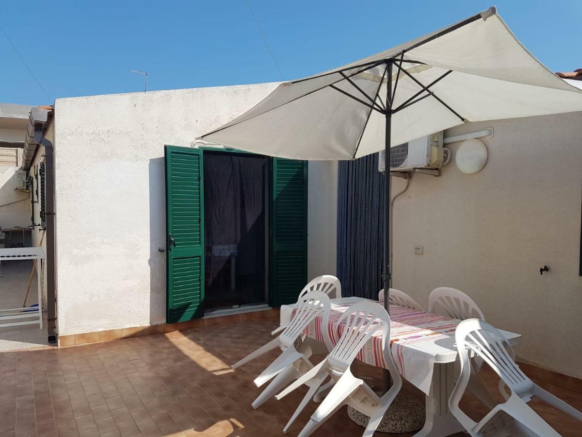 Villa Casa Fronte Mare Puro Relax à Cava dʼAliga Extérieur photo
