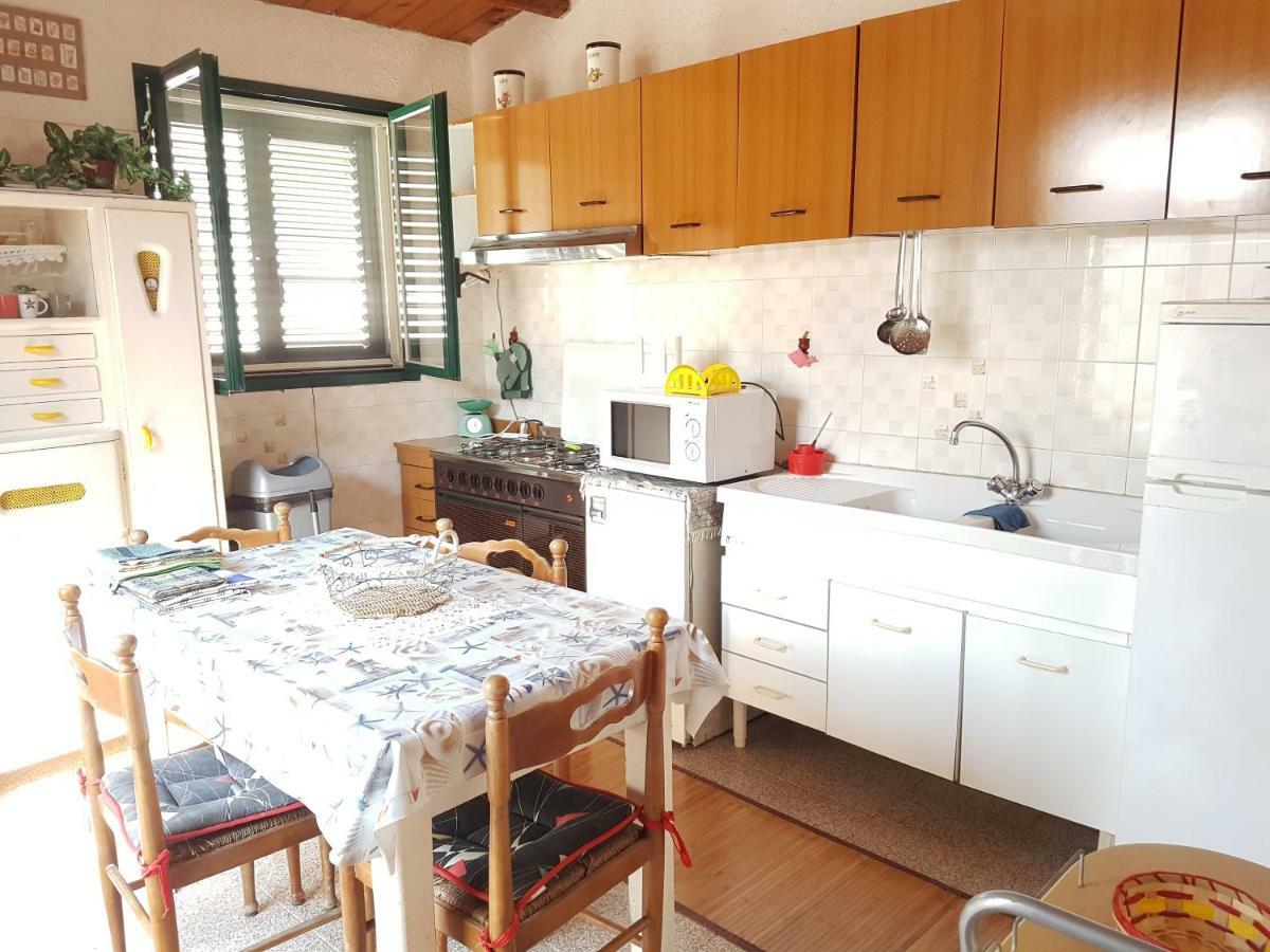 Villa Casa Fronte Mare Puro Relax à Cava dʼAliga Extérieur photo